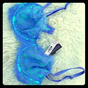 NWT sexy eyelash lace Victoria's Secret 34C